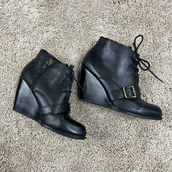 Fossil‎ Charlene Ankle Boots Womens Size 6.5 Black Leather Lace Up Buckle Wedge - Picture 1 of 12